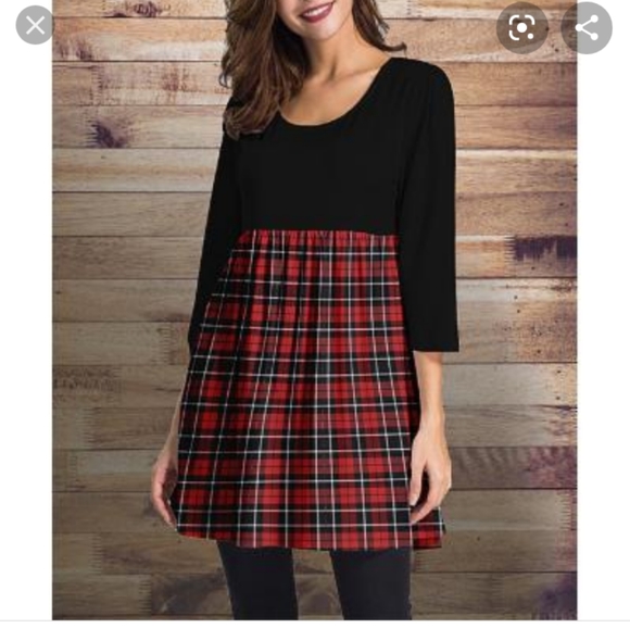 Black and plaid top - Picture 3 of 3